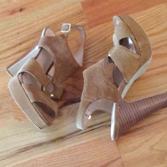 Sole Society cognac brown suede platform heels - Picture 4 of 8